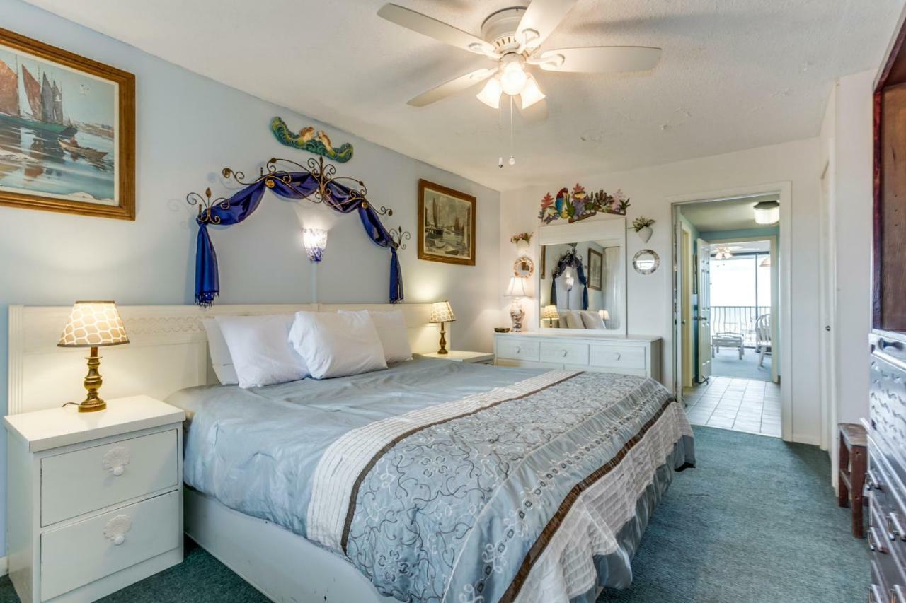 Oceanfront W Balcony Apartment Myrtle Beach