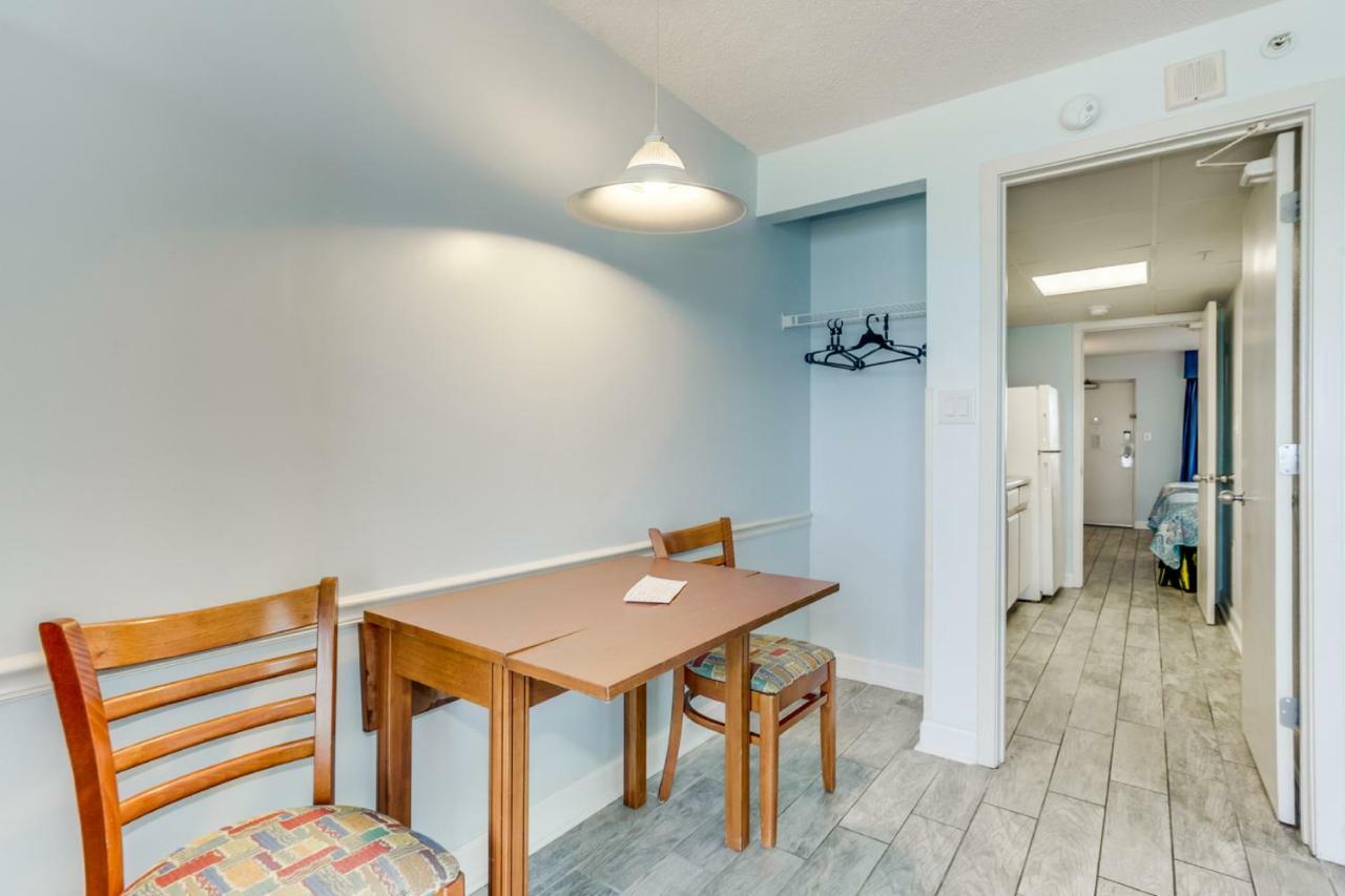 Oceanfront Paradise In The Heart Of Myrtle Aparthotel *