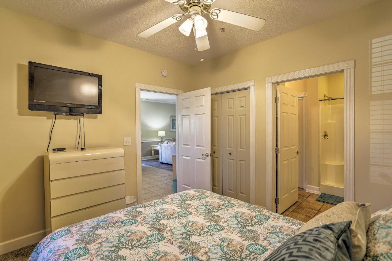 With Patio About 2 Miles To Boardwalk! Apartment Myrtle Beach