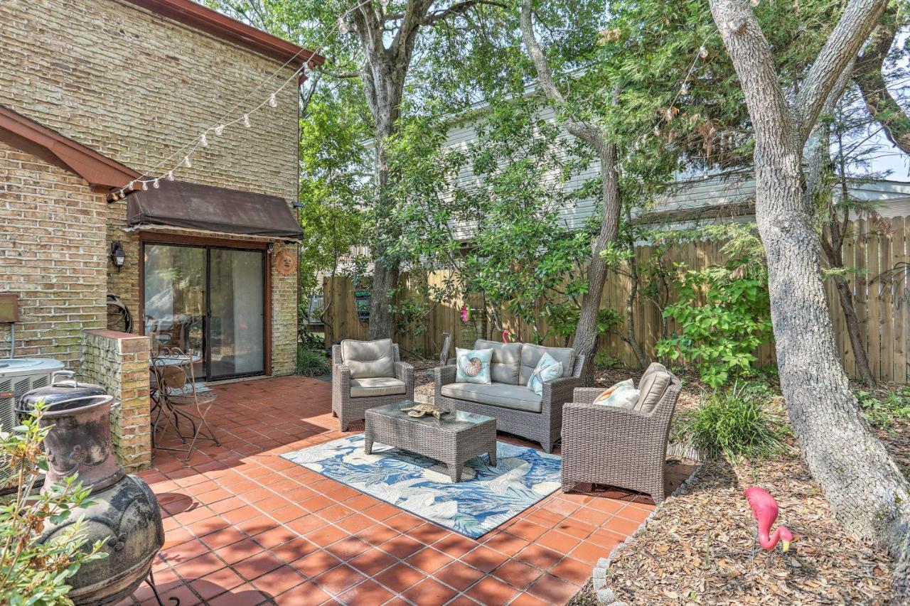 North Myrtle Townhome, 1 Block To Ocean! Myrtle Beach