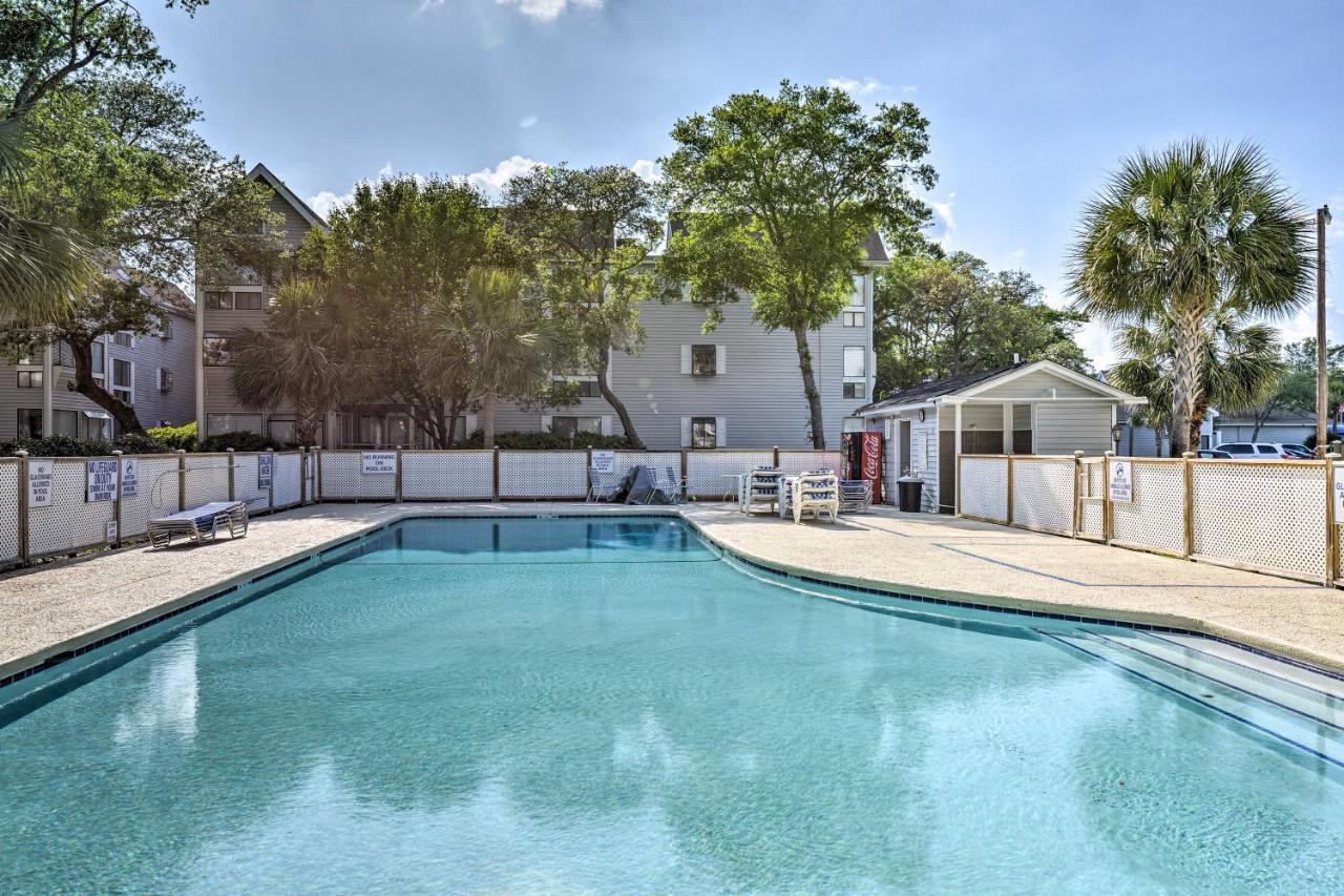 Myrtle Retreat With Sunroom Walk To Beach! * Myrtle Beach