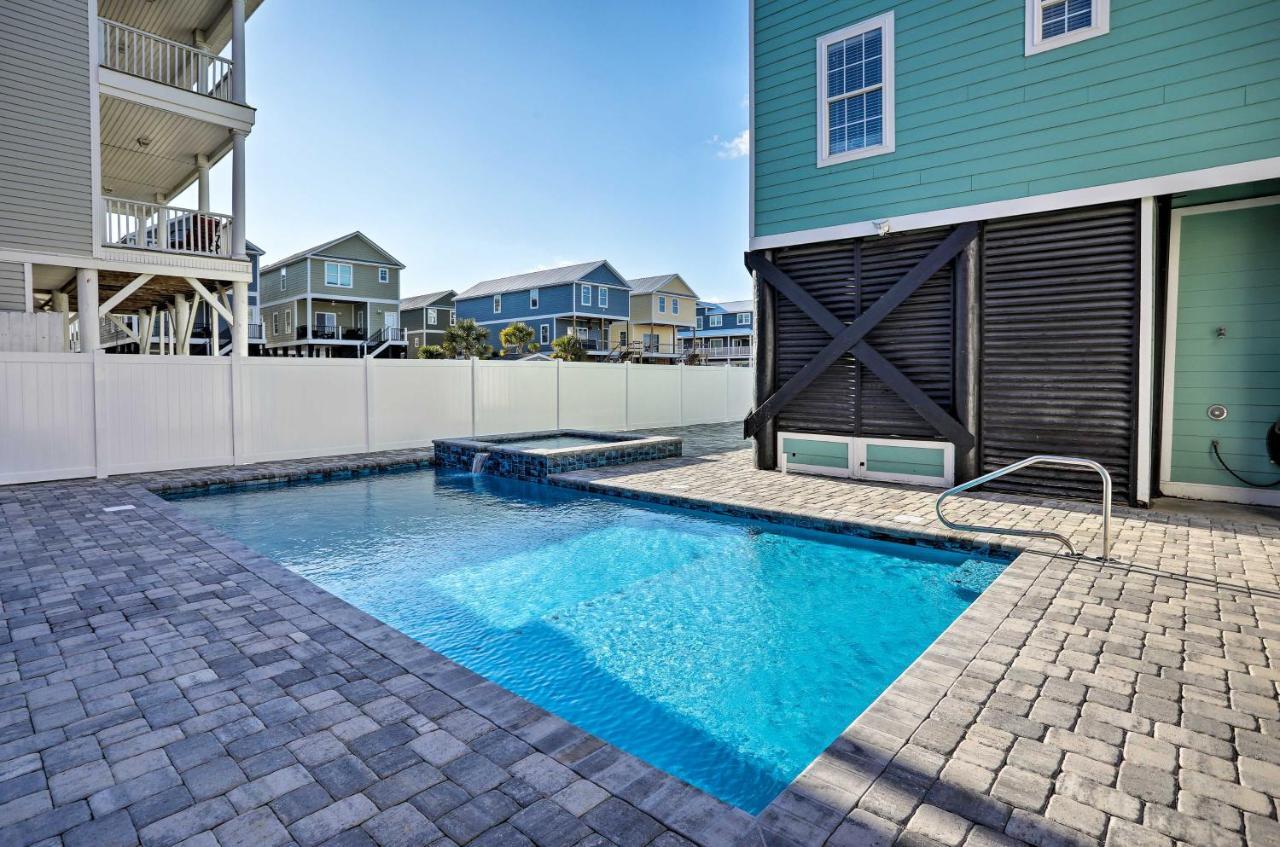 Spacious Murrells Inlet Hub With Pool, Walk To Shore