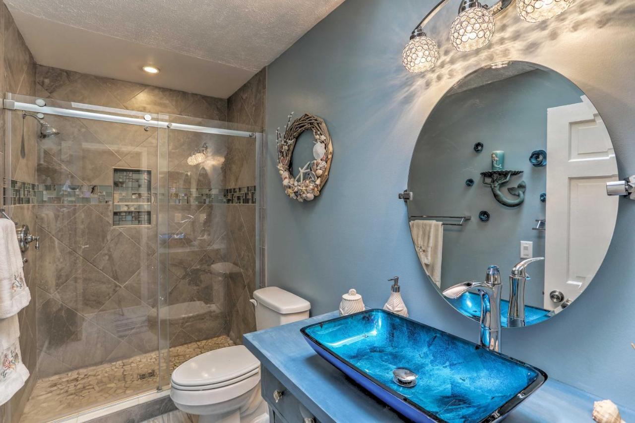 North Myrtle Townhome, 1 Block To Ocean!