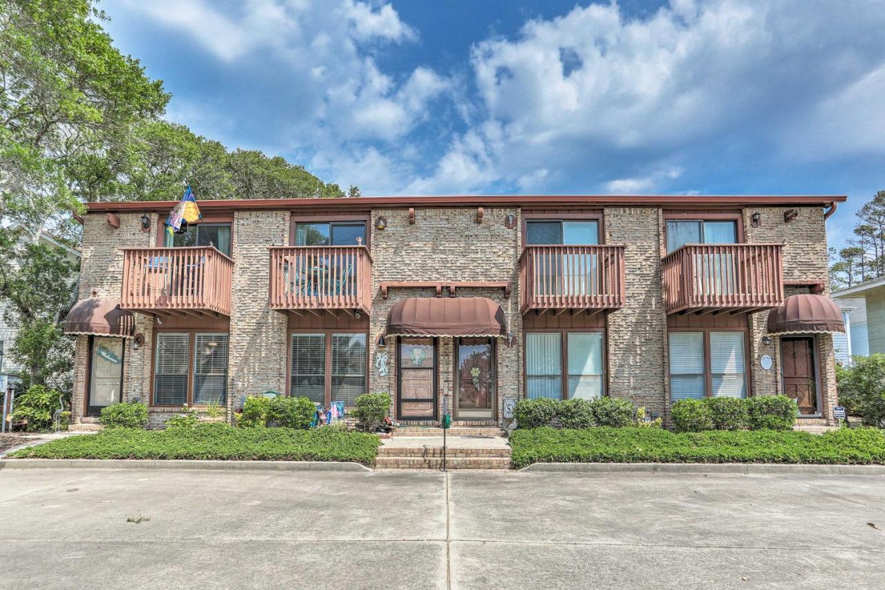 Holiday home North Myrtle Townhome, 1 Block To Ocean!