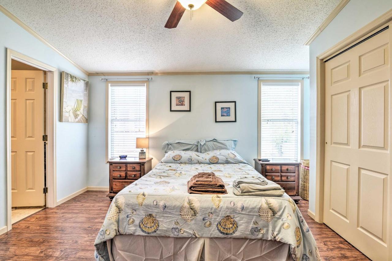 Surfside With Perks Walk To Holiday home Myrtle Beach