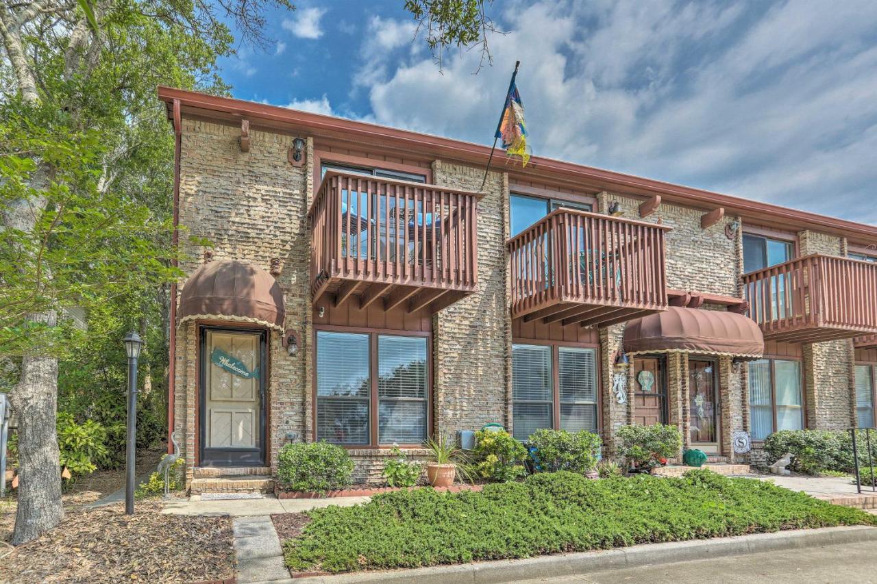 North Myrtle Townhome, 1 Block To Ocean! Myrtle Beach