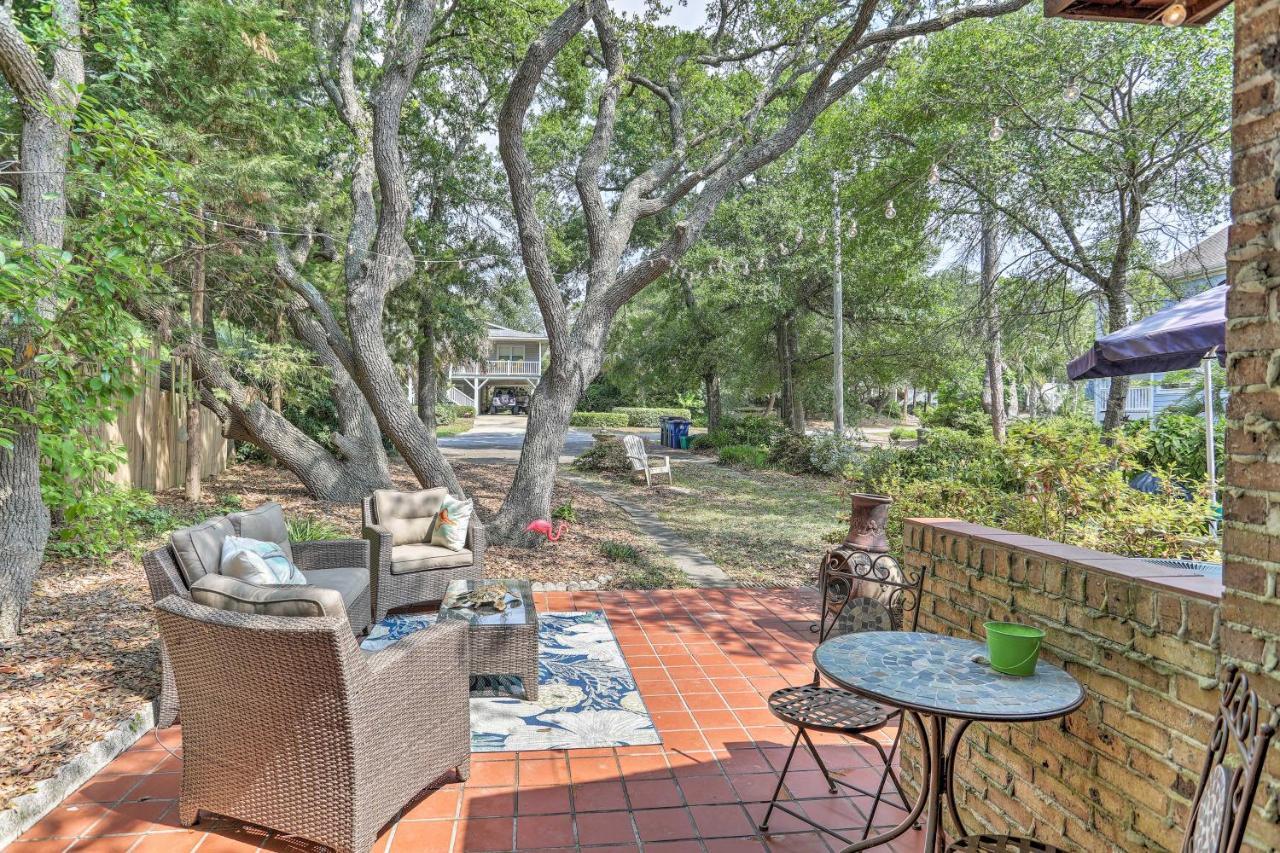 North Myrtle Townhome, 1 Block To Ocean! Holiday home *