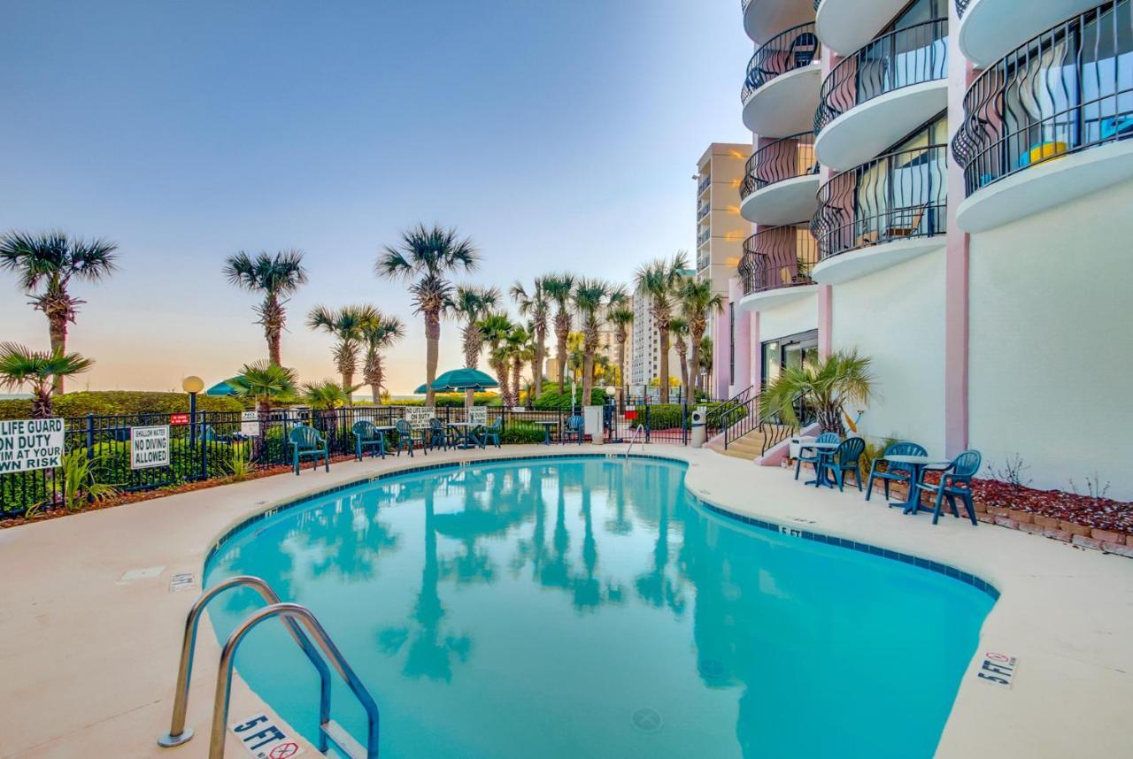 Apartment Oceanfront Penthouse, Two-story, 3 Bedrooms