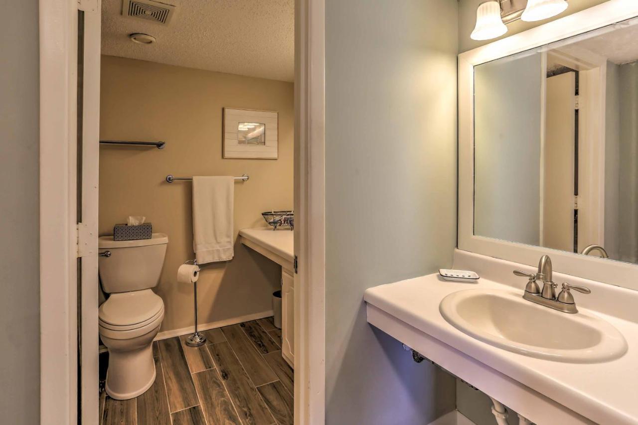 Chic Myrtle Seaside Escape With Pool Access! Apartment