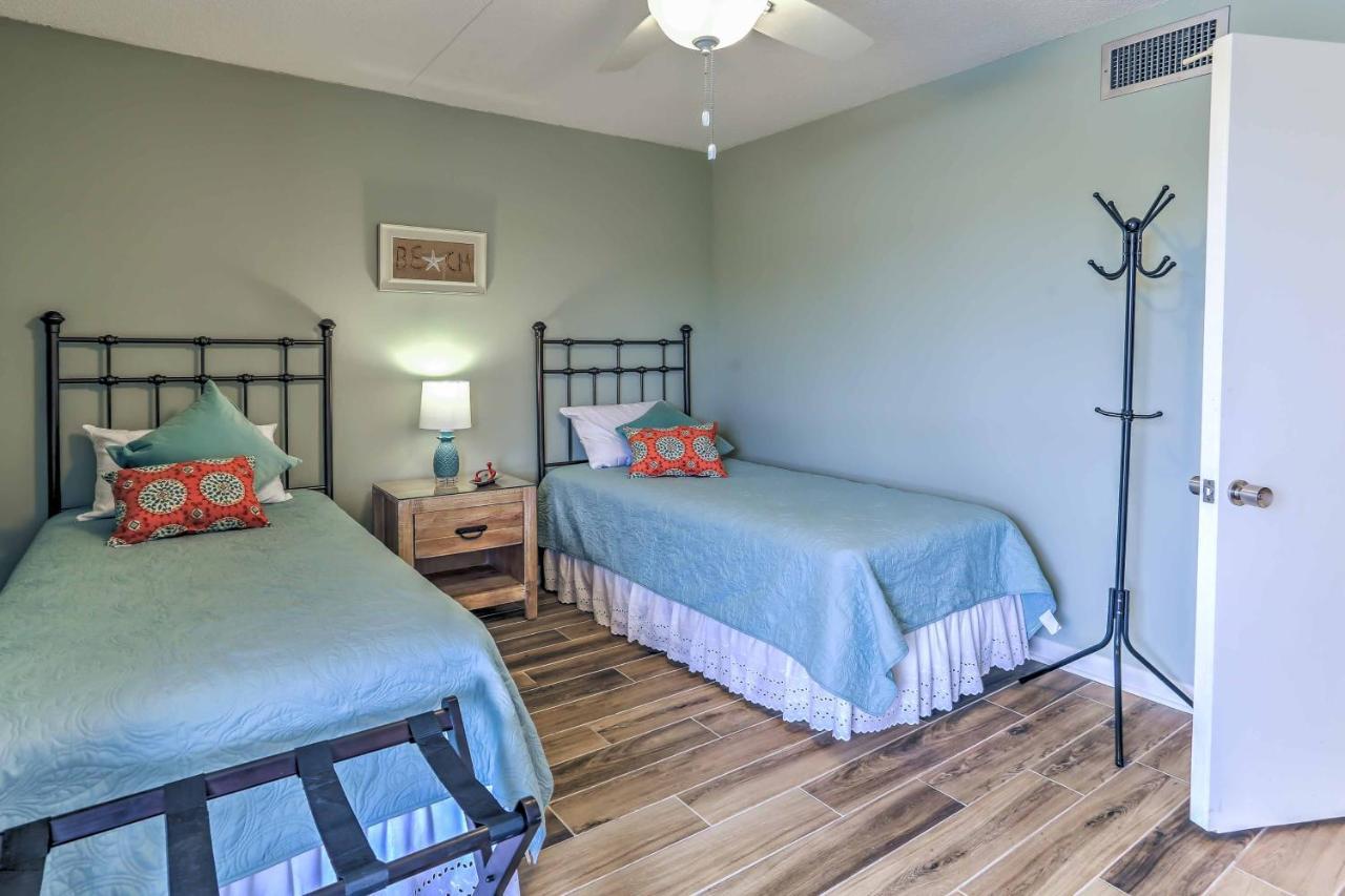 Chic Myrtle Seaside Escape With Pool Access! Apartment Myrtle Beach