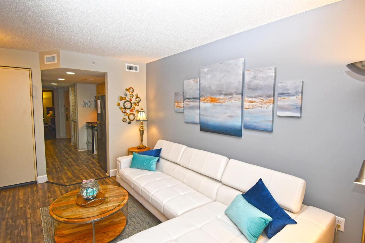 Luxurious Ocean Front 4th Floor With Jet Tub