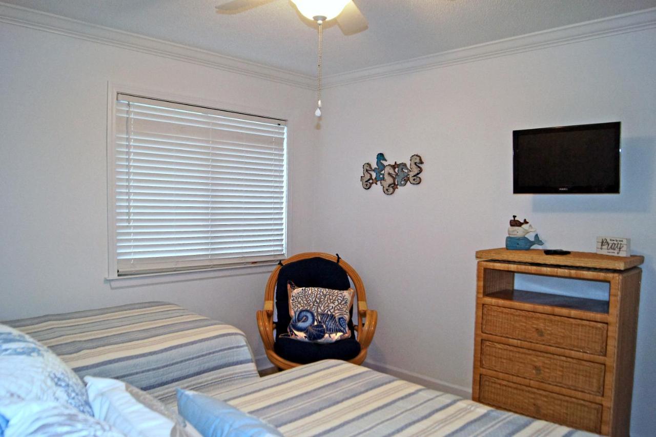 Sea Cloisters 104e Holiday home *