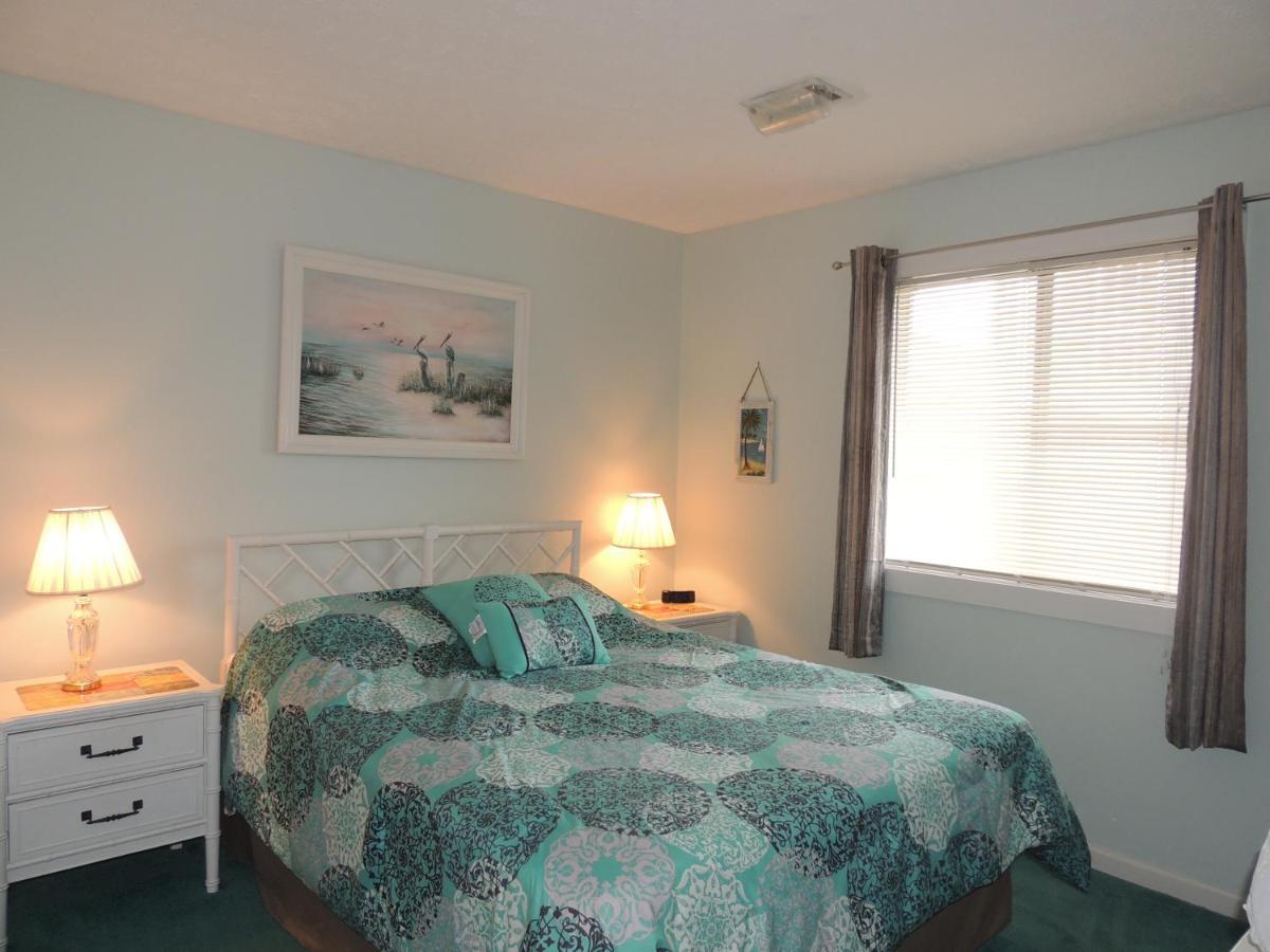 Beach Vacation Hotel *