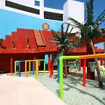 441 Landmark Resort
