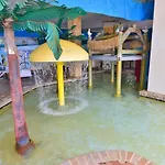 Oceanfront Paradise Lazy River Near Boardwalk