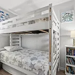 Sea Mark Towers 805