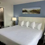 New Oceanfront 2Br2Ba - Camelot 411