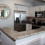 Luxury 2Br 2 Ba Beachfront Condo