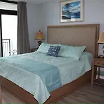 Luxury 2Br 2 Ba Beachfront Condo