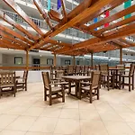 Gorgeous Ocean Views Patio Oasis Resort Amenities