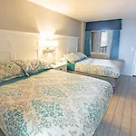 Newly Renovated, Oceanfront, Pools,Fantastic View!