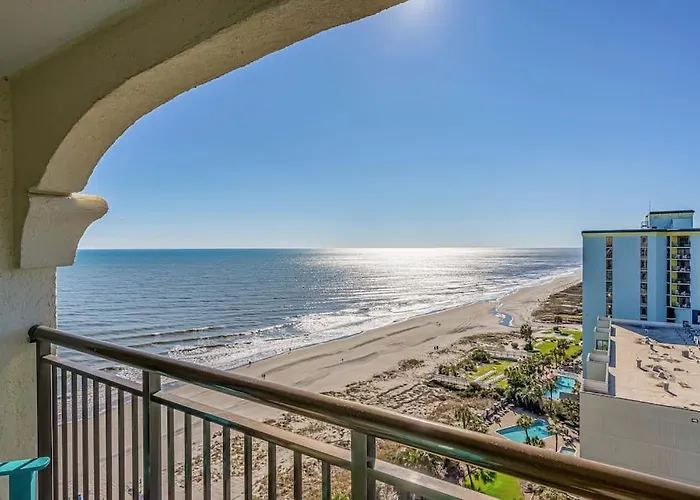 Beautiful Ocean Views, On 15Th Floor!