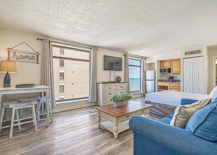 Great Unit With Large Windows To View The Beach - Beach Colony 1200