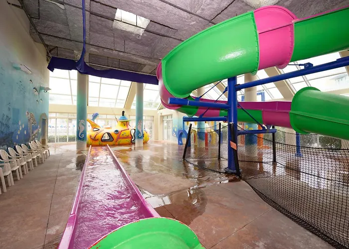 Oceanfront Condo With Waterpark Included In Price