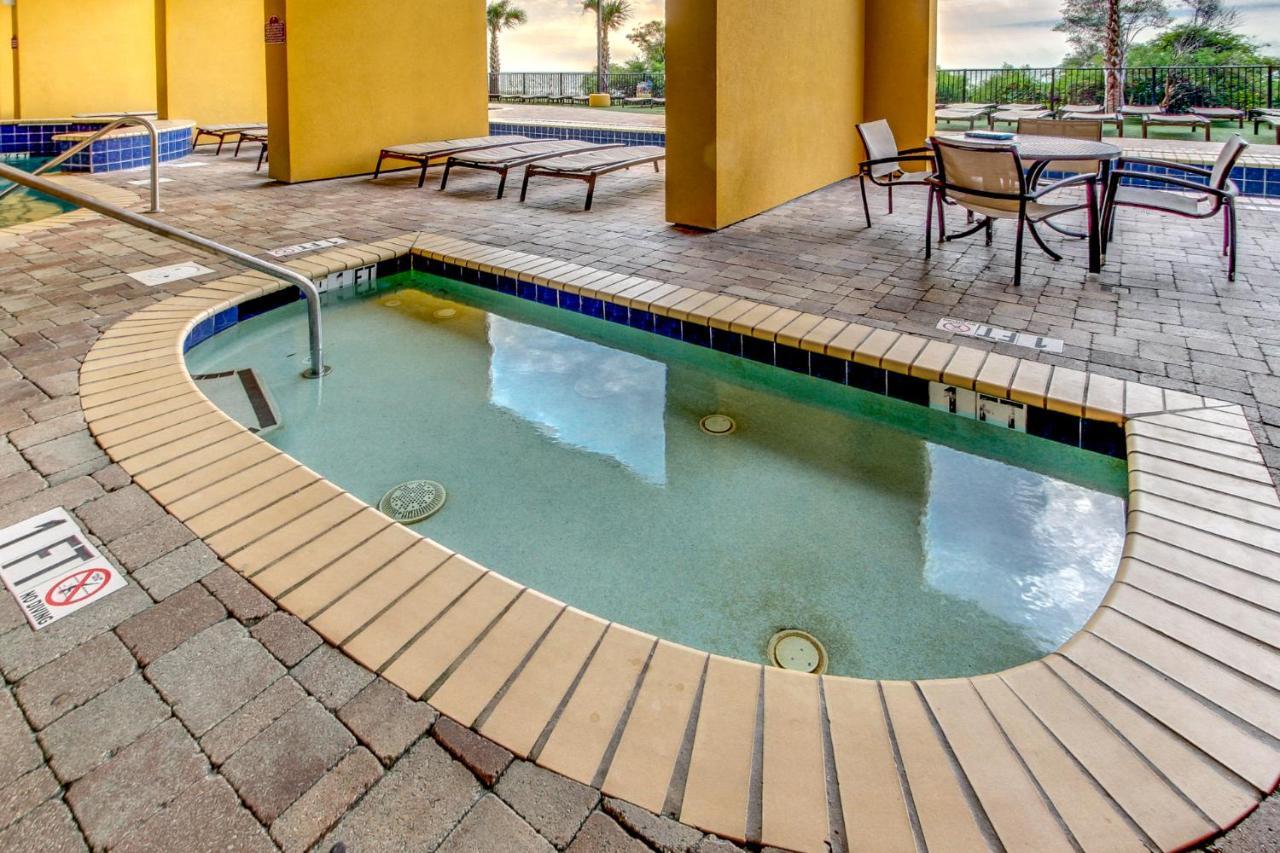 Apartment Hosteeva Beachfront At Anderson Ocean Club