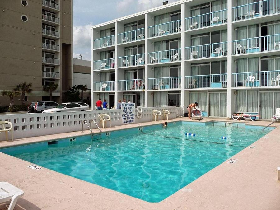 Hotel Oceanfront Twilight Surf 2*