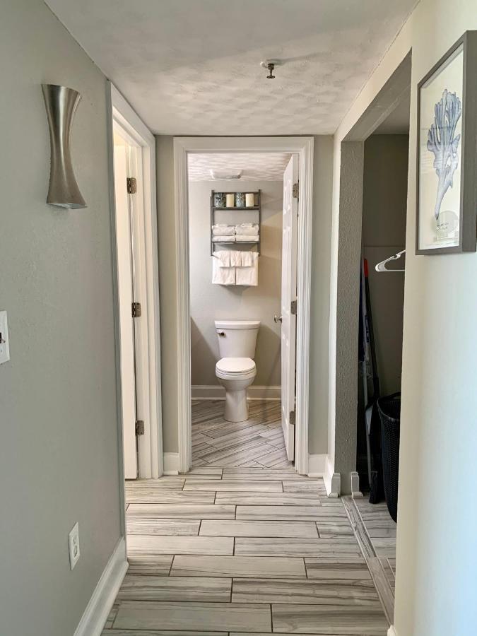 210 Sea Gem Oceanfront Pet Friendly Indoor Pools Apartment Myrtle Beach