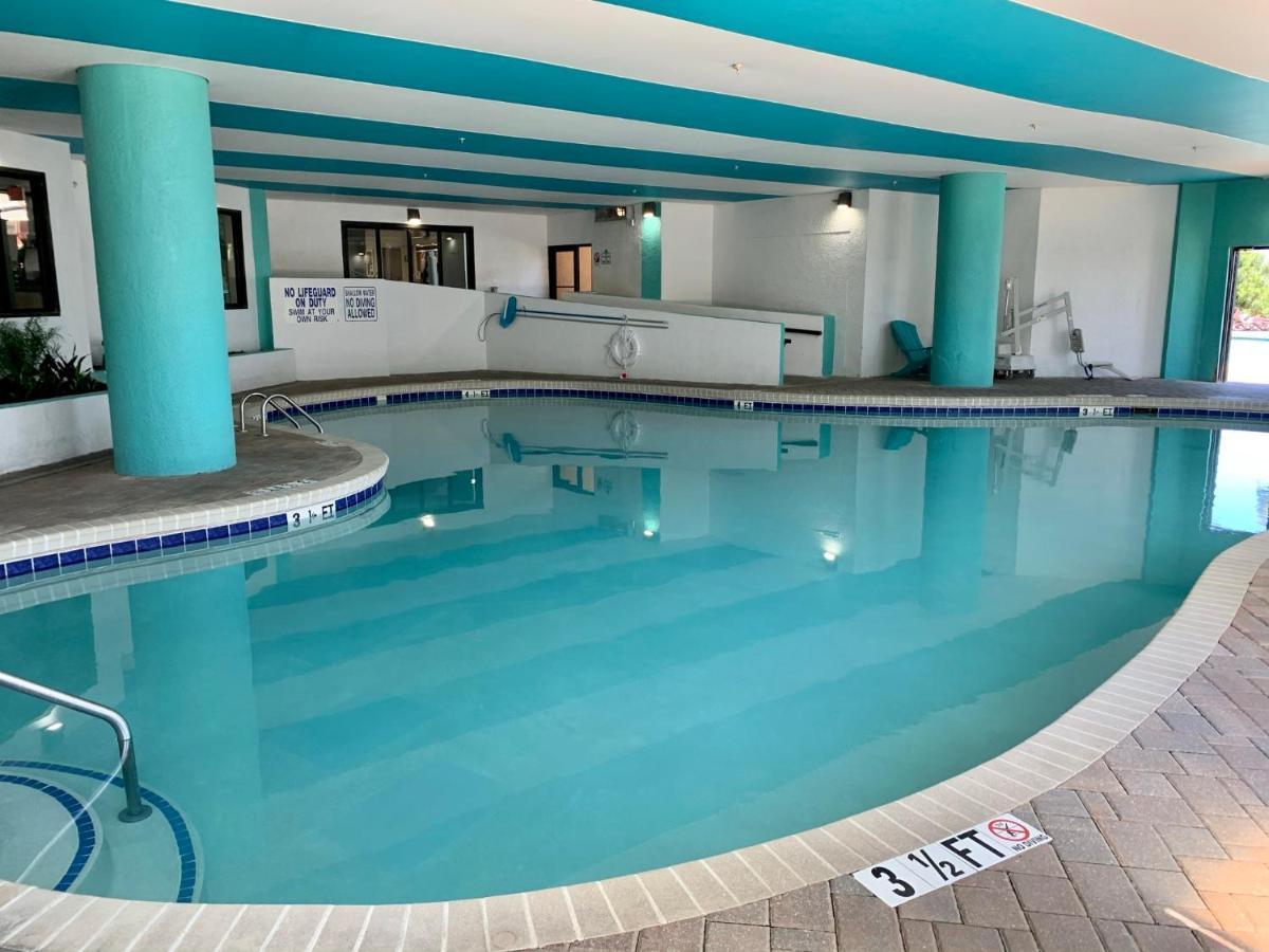 Apartment 210 Sea Gem Oceanfront Pet Friendly Indoor Pools