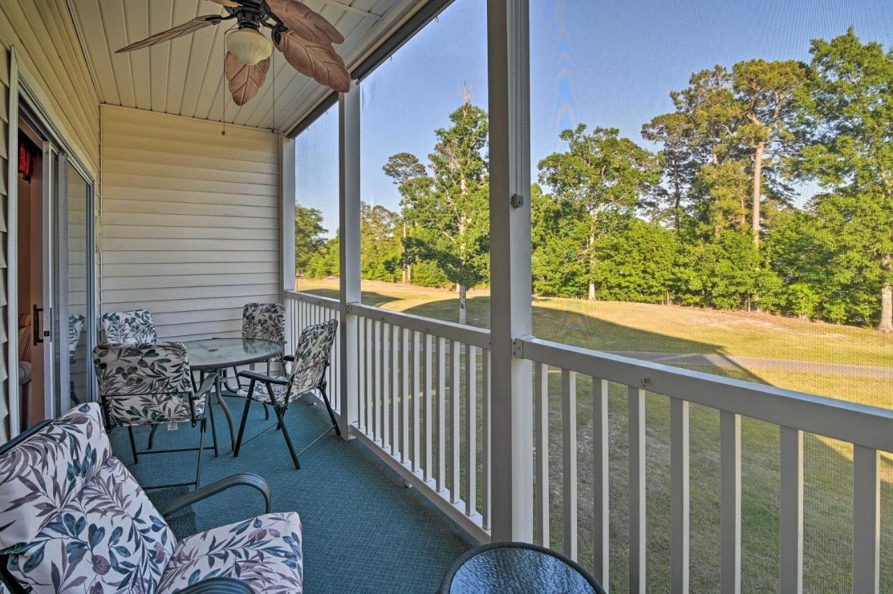 Cozy With Golf Course View 4 Mi To Shore!