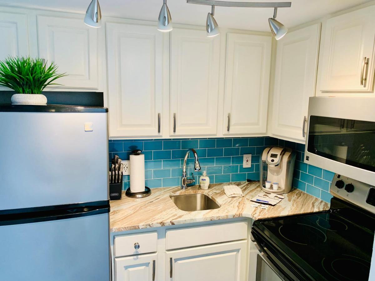 Apartment 210 Sea Gem Oceanfront Pet Friendly Indoor Pools