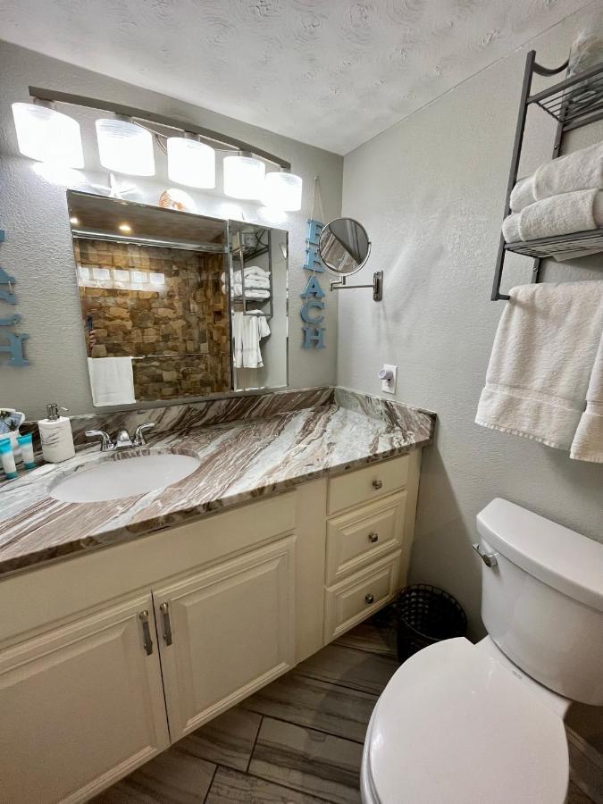 Apartment 210 Sea Gem Oceanfront Pet Friendly Indoor Pools Myrtle Beach