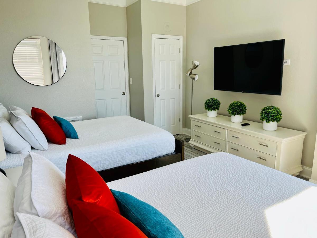 210 Sea Gem Oceanfront Pet Friendly Indoor Pools Apartment Myrtle Beach