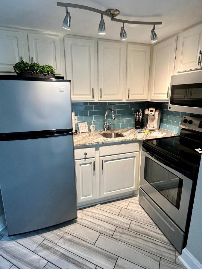 210 Sea Gem Oceanfront Pet Friendly Indoor Pools Apartment Myrtle Beach
