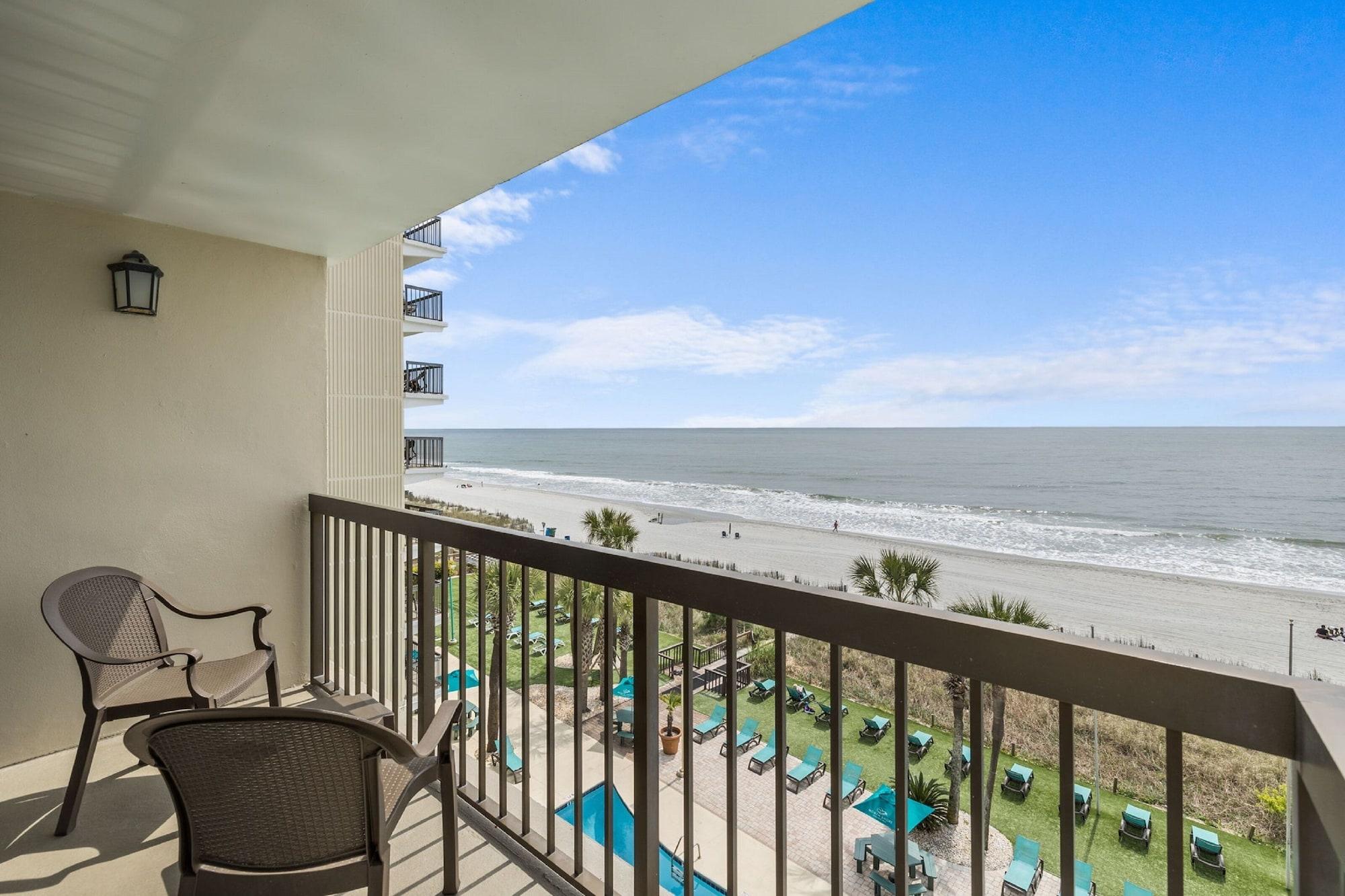 Resort North Shore Oceanfront 3*