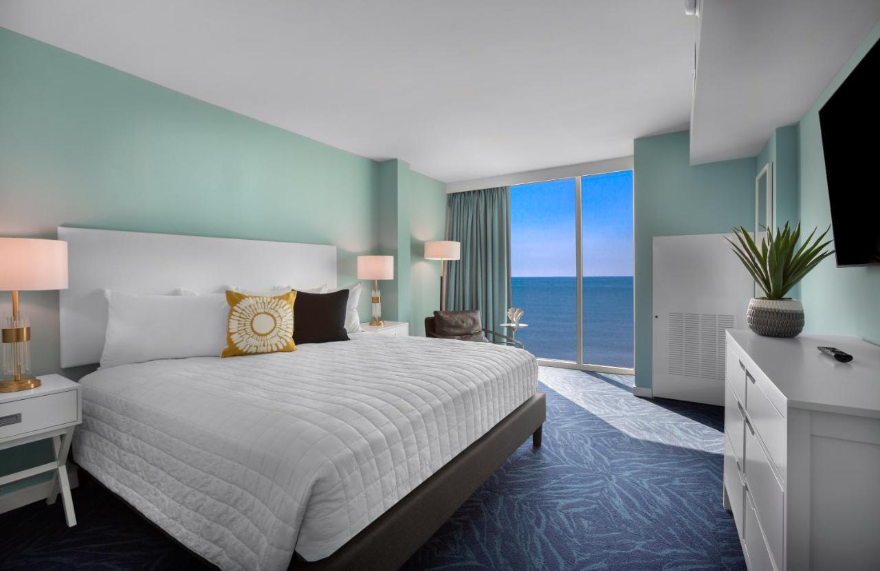Crown Reef And Waterpark Myrtle Beach