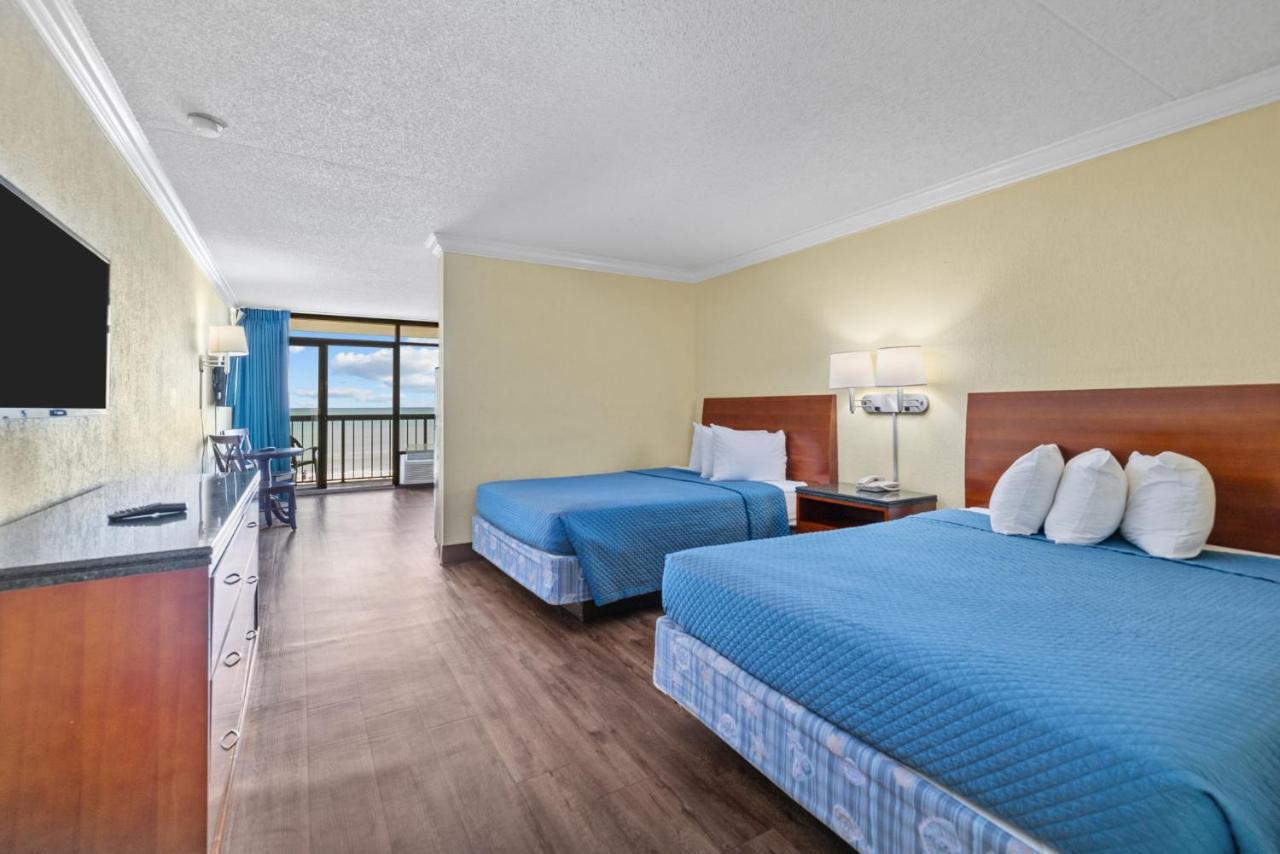 North Shore Oceanfront 3*