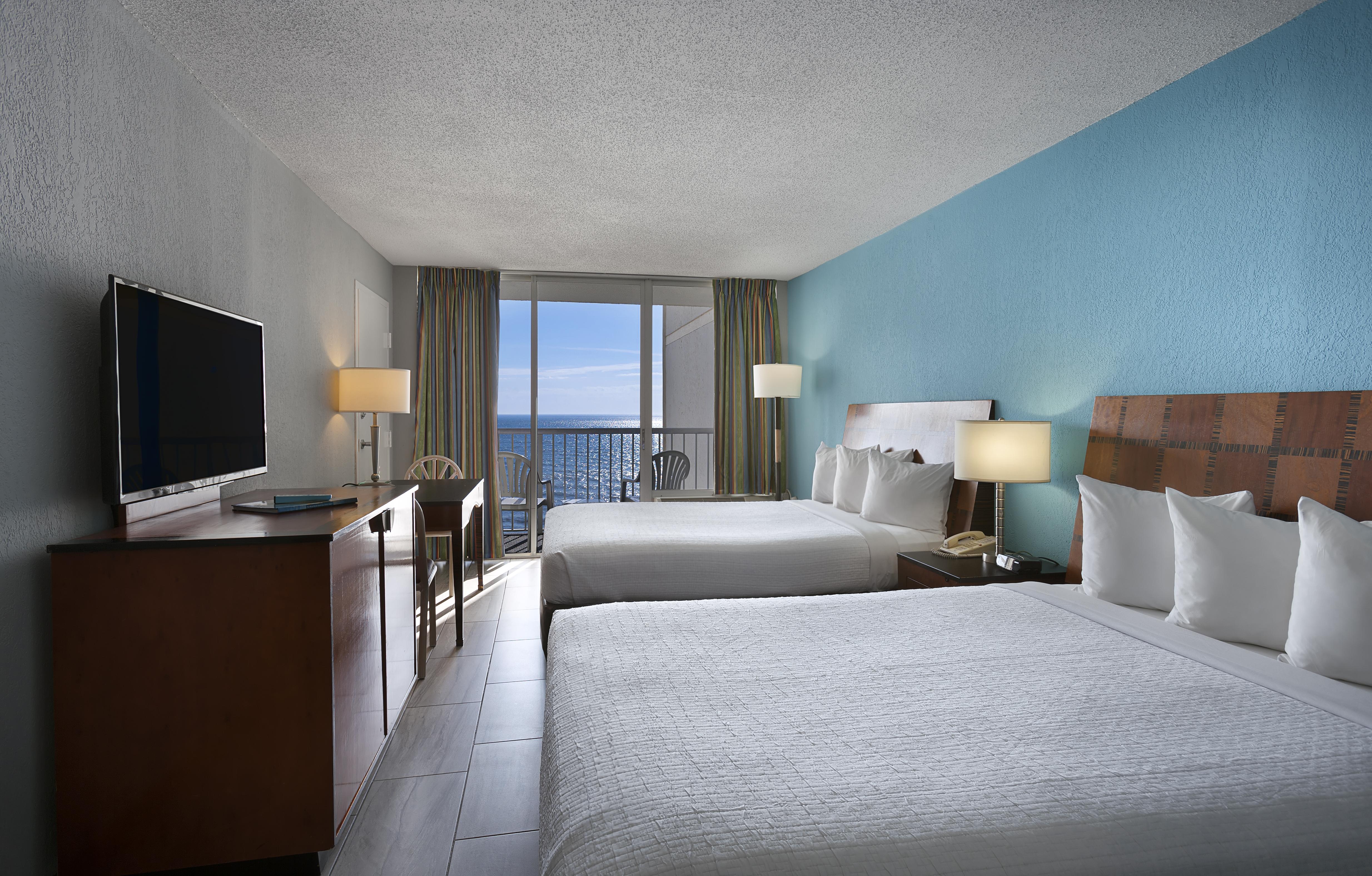 Crown Reef And Waterpark Resort 2*