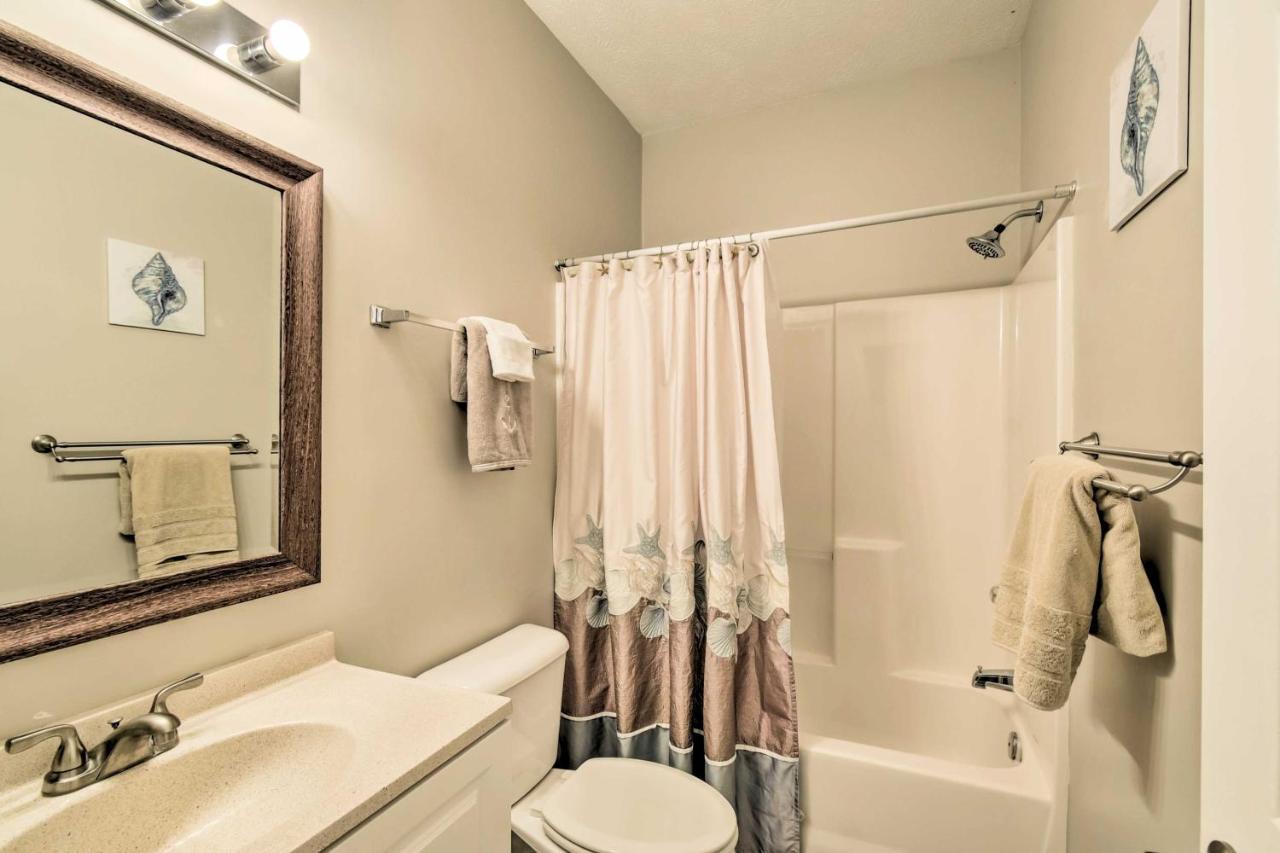 Lovely With Community Pool!