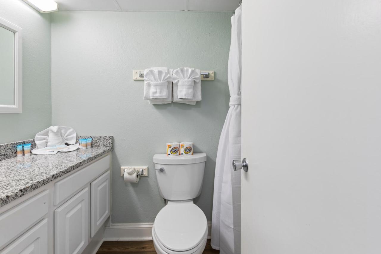Seamist Driftwood Vacation Studio With Balcony * Myrtle Beach