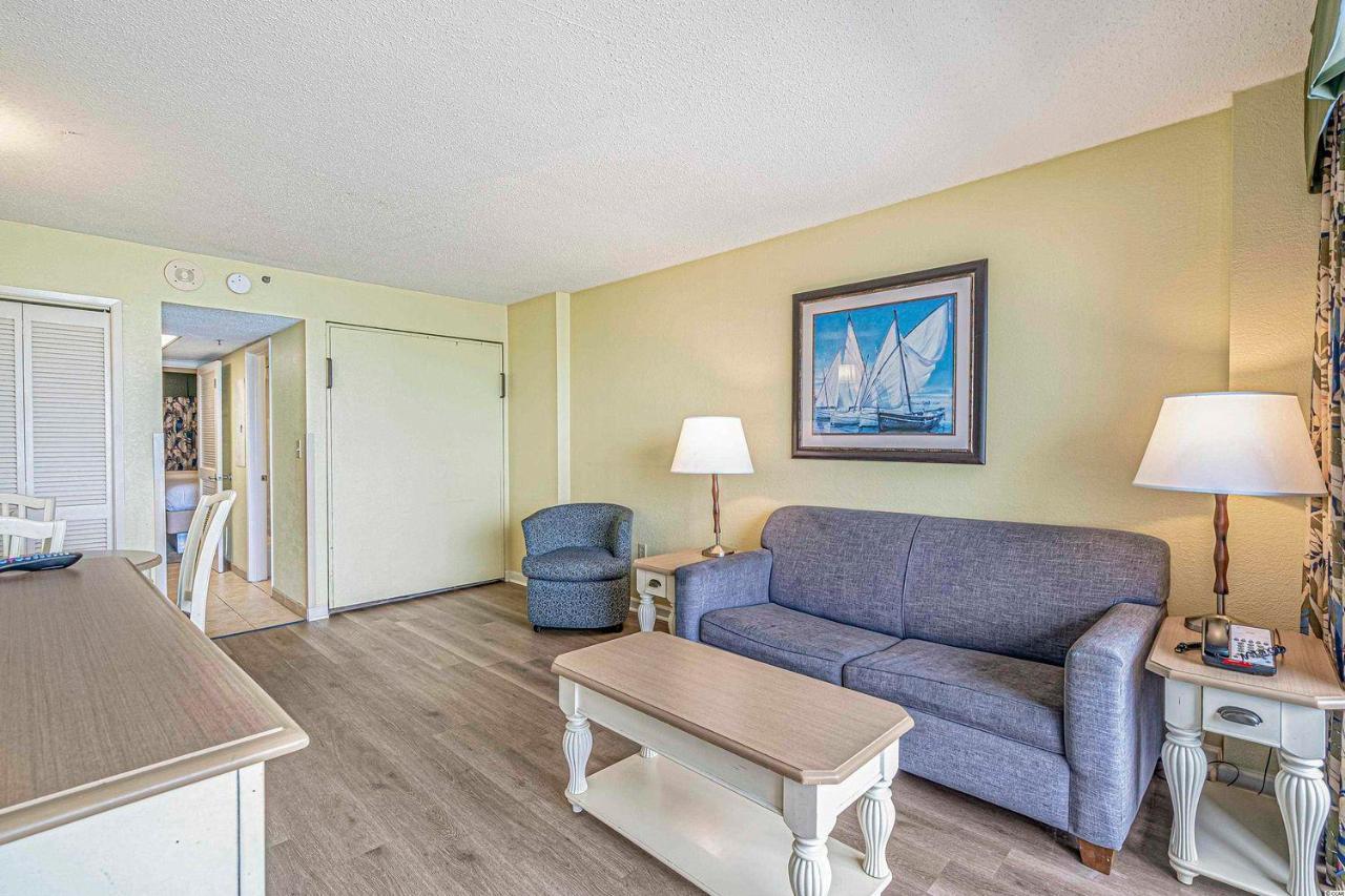 Ocean Front Compass Cove 755