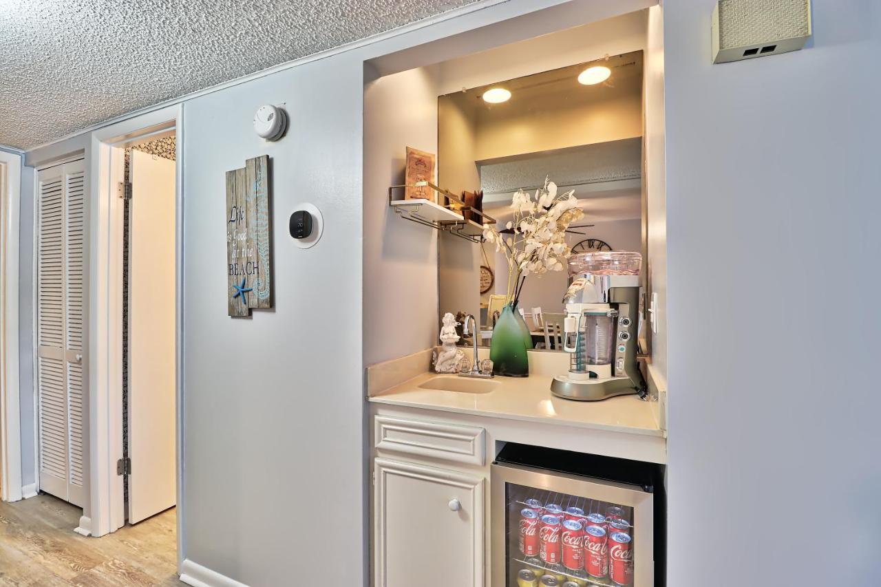 Holiday home &nightlife 3br/2.5 Ba Service Dog Friendly