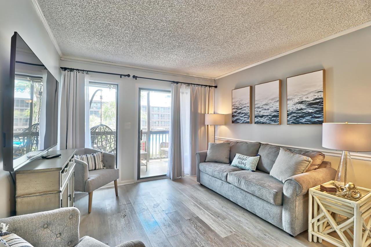 &nightlife 3br/2.5 Ba Service Dog Friendly