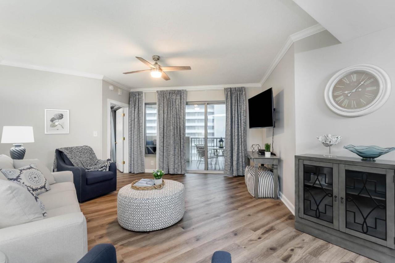 Apartment Ocean View 3 Bedroom Unit At Royale Palms-907