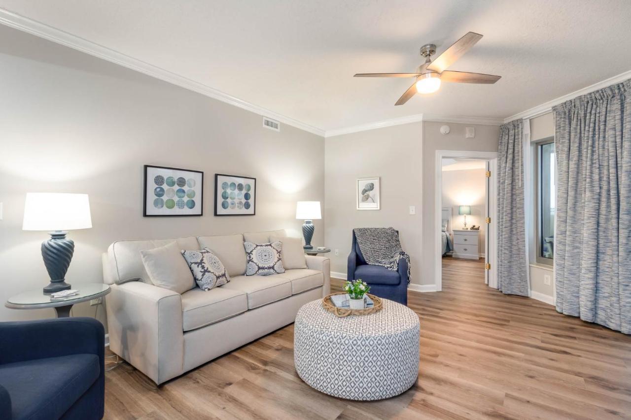 Ocean View 3 Bedroom Unit At Royale Palms-907
