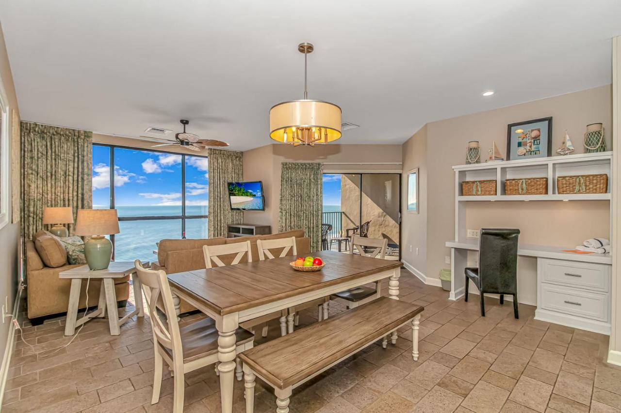 Holiday home Oceanfront 2-bedroom Penthouse! Stunning Views! Dunes 1234 - Sleeps 8!