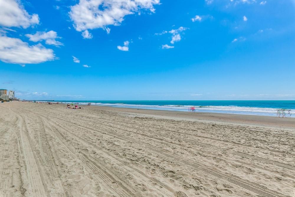 Days By Wyndham Myrtle Beach-beach Front 2* Myrtle Beach